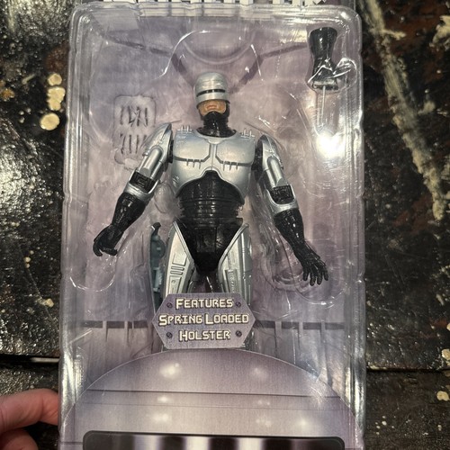 ROBOCOP mit Spring-Loaded Holster 25th Anniversary Figur NECA Brandneu & Versiegelt - Bild 2 von 10