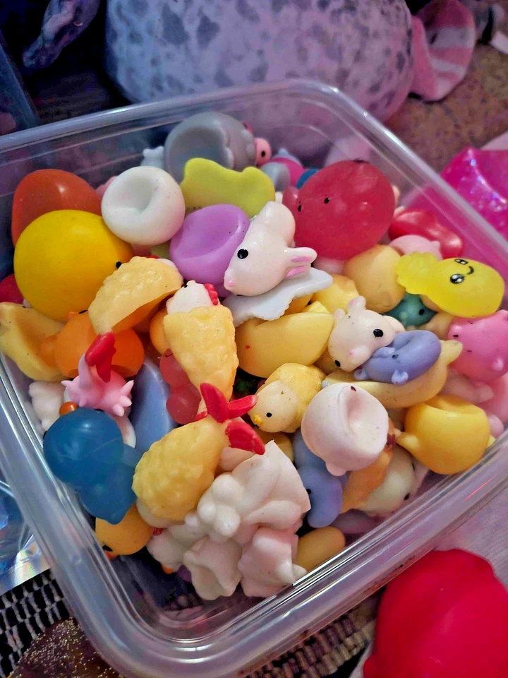 Juguetes blandos misteriosos usados al azar, TABA, mochi, azúcar, masa, limo, 10 piezas Foto 3 de 4