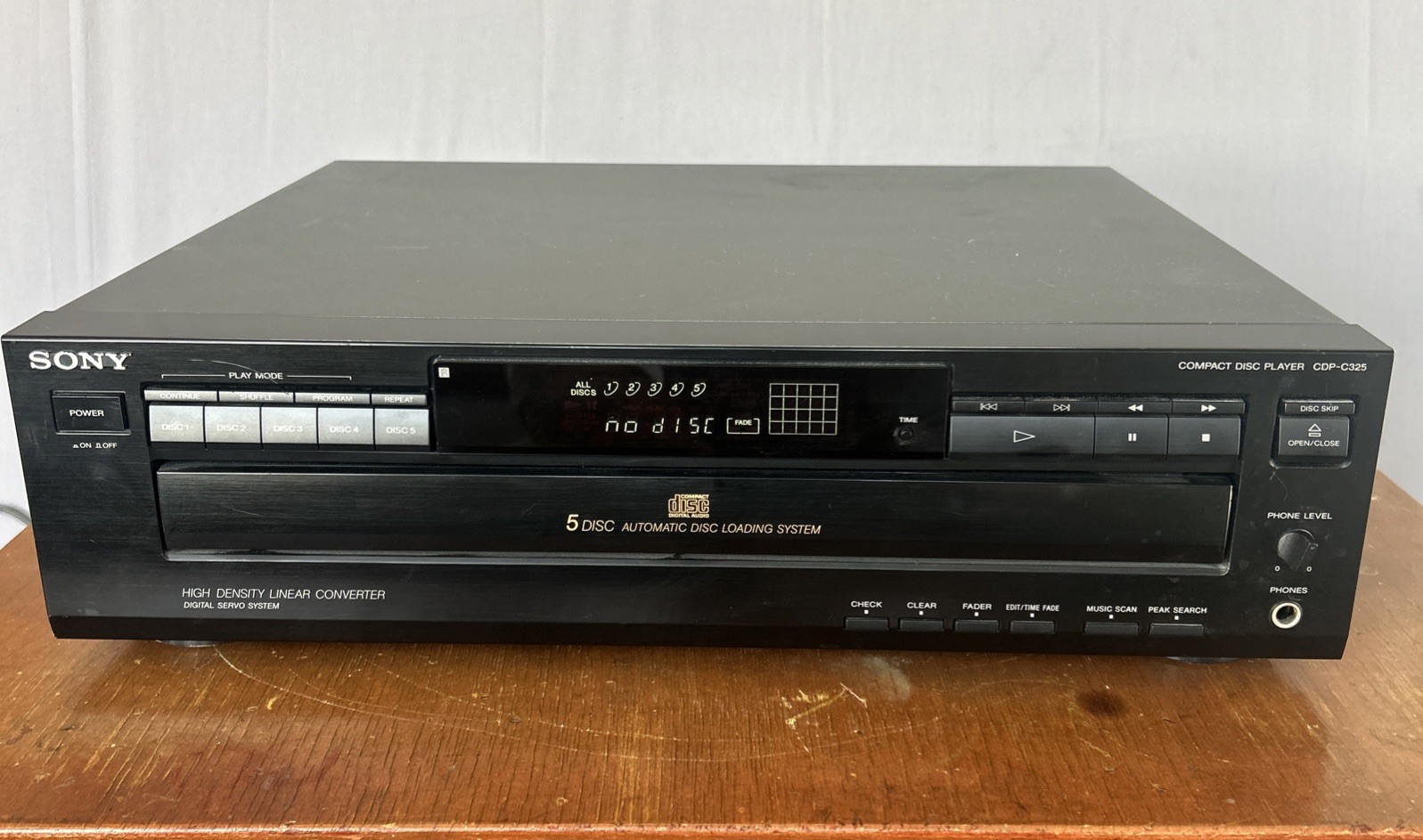 Sony CDP-C325 Stereo 5-Disc CD Changer Compact Disc No Remot