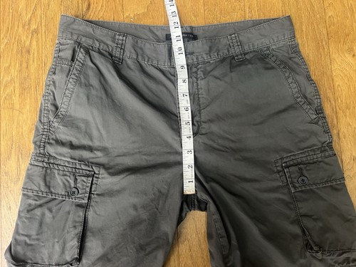 JOHN VARVATOS ~ Pantalones Cortos Carga Para Hombre Verde Frente Plano ~ Talla 33 - Imagen 7 de 8