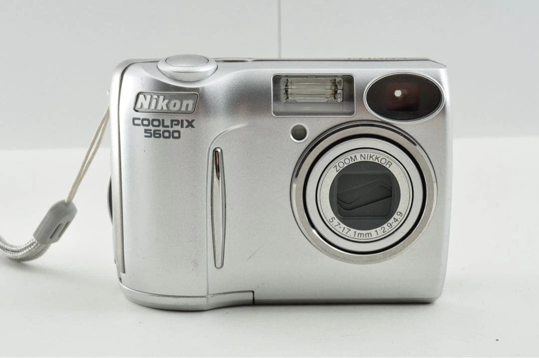 Nikon COOLPIX 5600 Digital Cameras for Sale | Shop New & Used