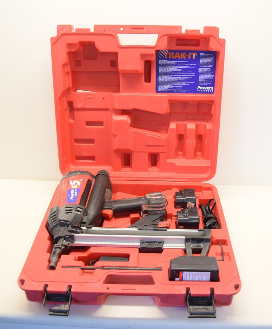 Powers Trak-It C5 Gas Nail Gun W/ 2 Batteries, Charger & Case - TESTED!
