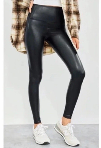 Aritzia Wilfred Free Daria Black Vegan Leather Leggings High Waisted Pants Sz M