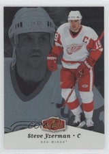 2006-07 Flair Showcase Upper Level Steve Yzerman #38 HOF 07n1