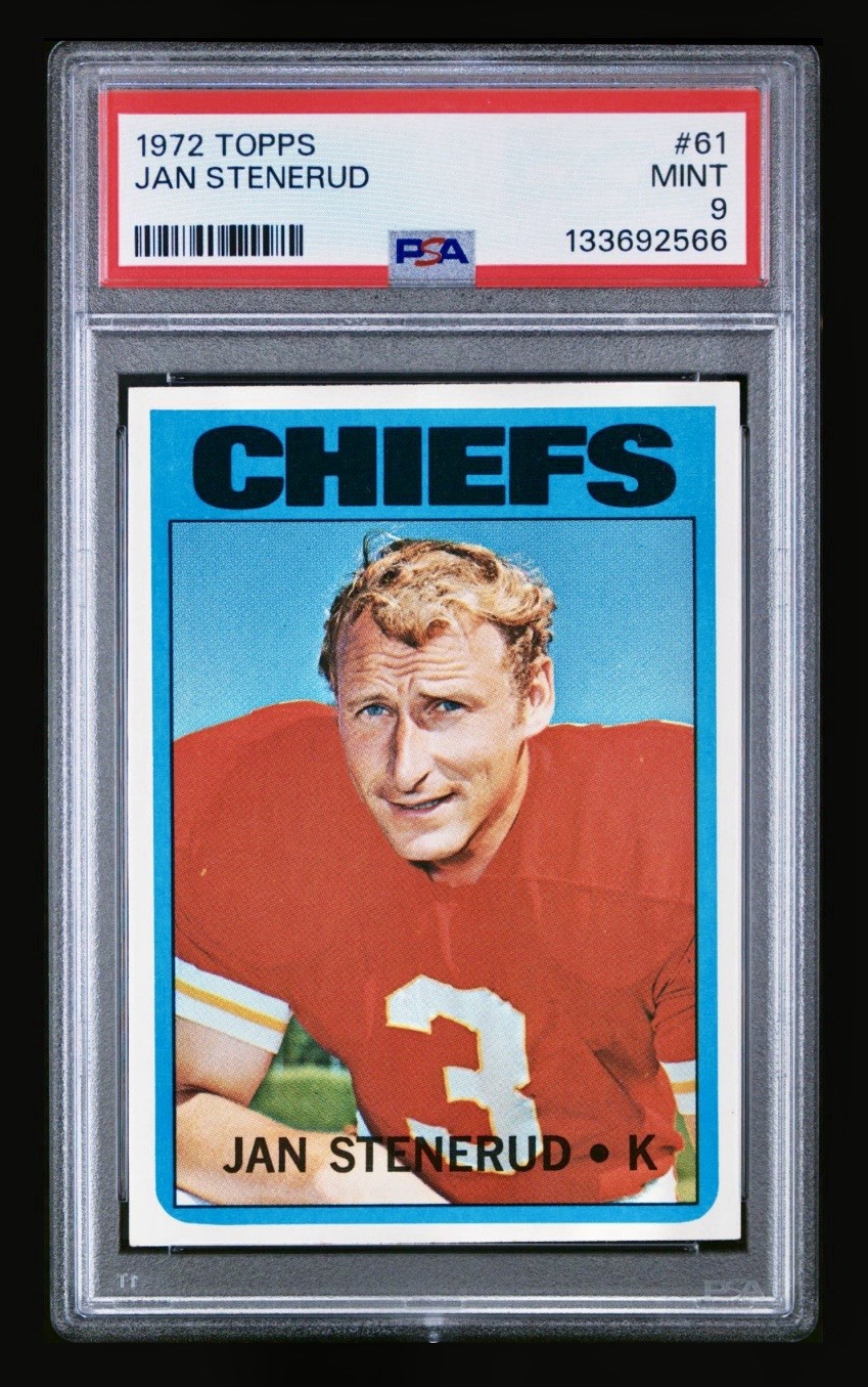 1972 TOPPS FOOTBALL #61 JAN STENERUD PSA 9 SET BREAK CHIEFS NFL HOF