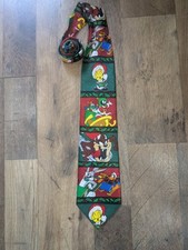 Vintage Warner Bros Looney Tunes Mania Christmas Holiday Neck Tie Bugs Taz Daffy