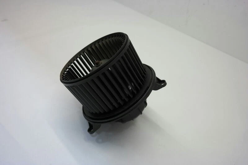 2009 FORD EXPEDITION Blower Motor Front Thru 03/29/09   - Image 3 of 4