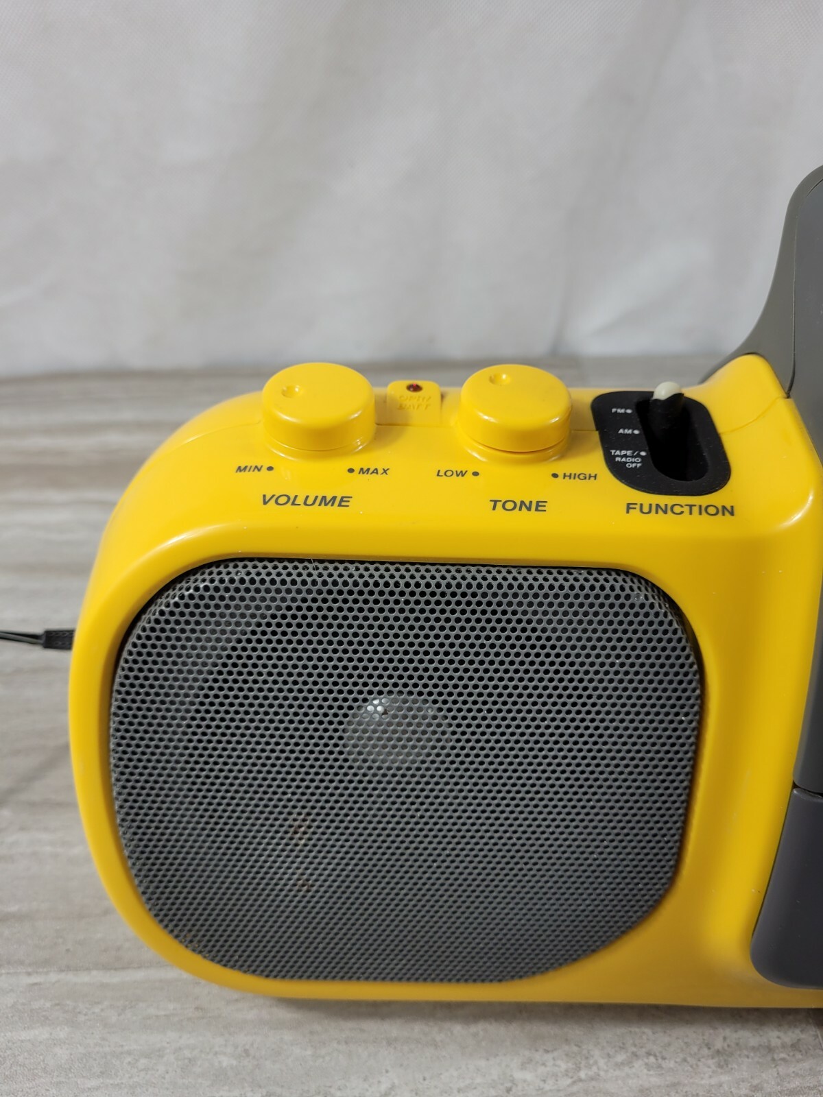 Sony CFS-905 Sports Mega Bass Radio Cassette Boombox w/ Power Cord
