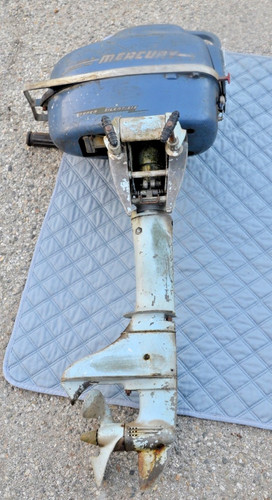 VINTAGE 1960's  MERCURY Silent SIX 6"  OUTBOARD BOAT MOTOR