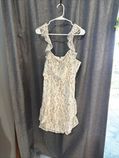 NWT Hayden Medium  White Red Green  Floral Hi-lo Ruffle Tie Straps Dress Lined