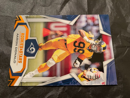 2019 Panini 36 Aaron Donald 20/99 Serial Numbered NFL Football Card - Picture 2 of 4