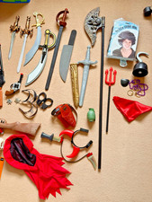 Pirate / Cowboy / Halloween and dressing up bundle, 33 pieces!