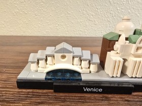 LEGO ARCHITECTURE: Venice (21026) 100% COMPLETE (NO BOX/MANUAL)