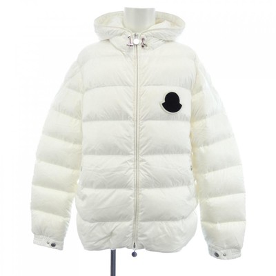 【送料&関税込】Moncler CercA£A¨s White Down Jacket Moncler Moncler Abbaye Short Down Jacket (Coats and Jackets