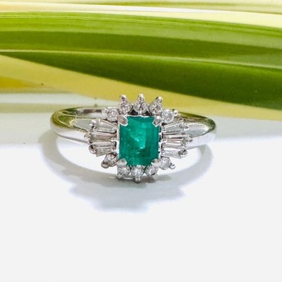 Natural Emerald & Diamond Solid PT900 Platinum Gemstone Halo Cocktail Ring 6.5