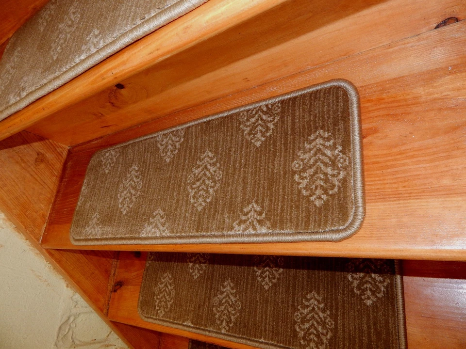 ALFOMBRA TEJIDA 13 PASOS 9" X 26" .+ aterrizaje 27" x 35" peldaños de escalera. Foto 2 de 4