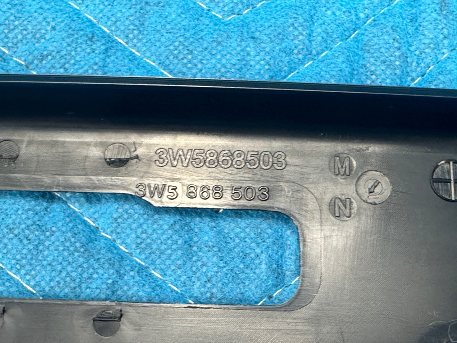 Bentley Cont Flying Spur Trunk Lid Lock Latch Trim Bezel Panel 29k 2006-2012 OEM
