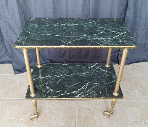 Desserte vintage sur roulettes