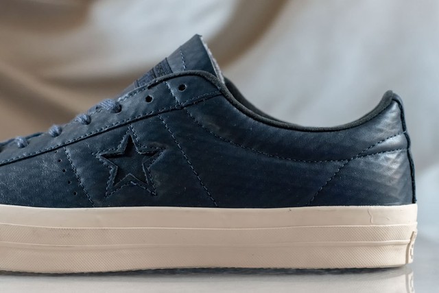converse leather navy