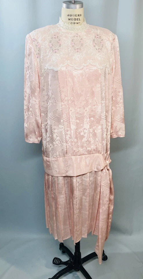 Vintage Dress SIZE LARGE pink drop waist NILANI flapper cottage 80s 90s modest - Image 3 of 4