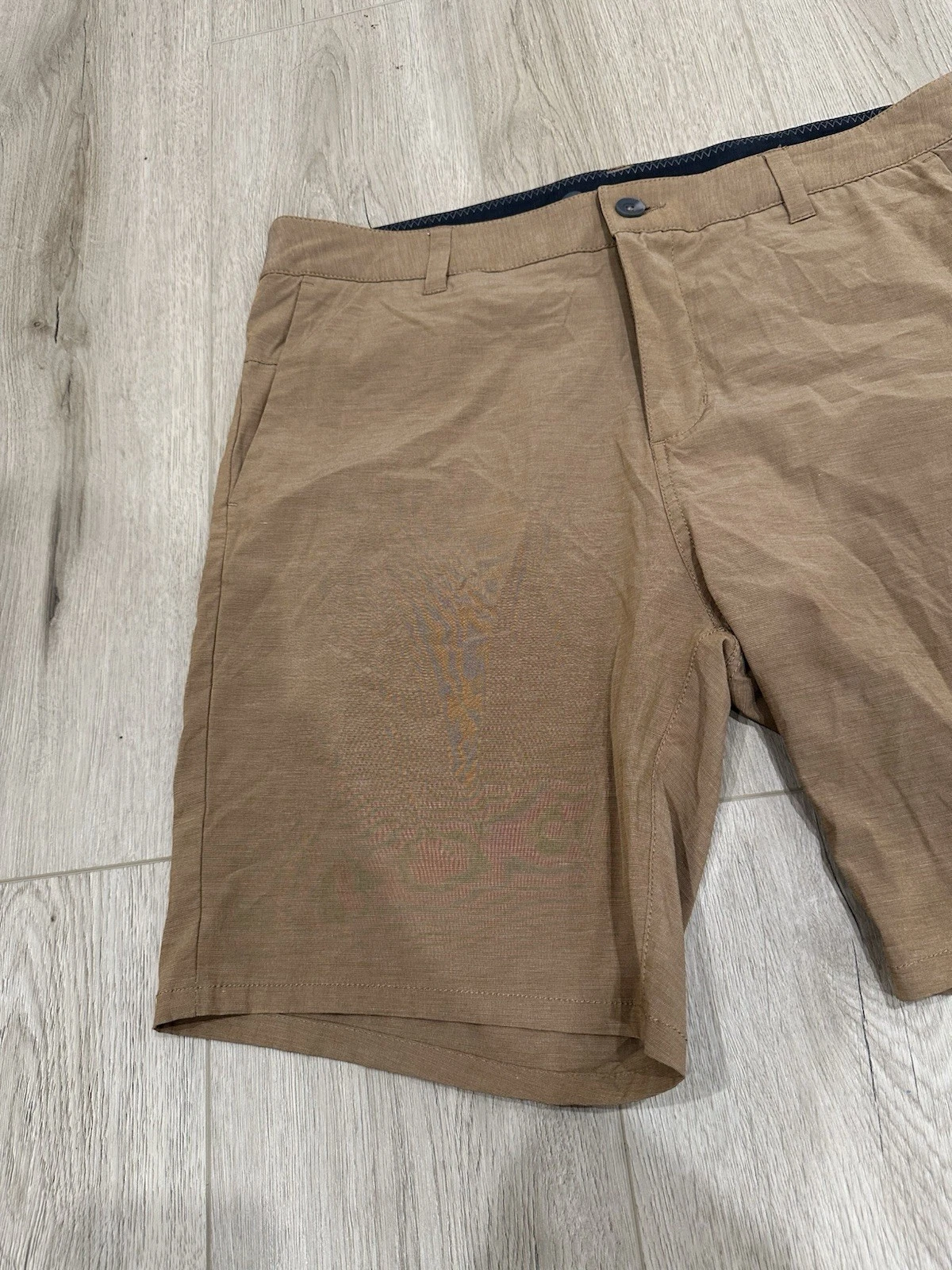 vuori aim chino performance golf preppy shorts