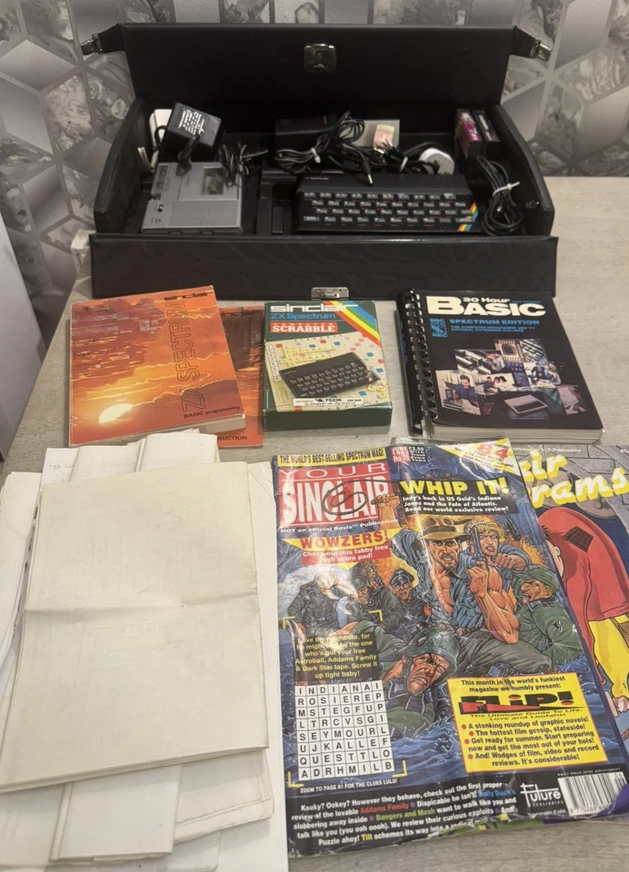 Sinclair ZX Spectrum with original Carry Case RETRO VINTAGE 80s - Image 2 of 4