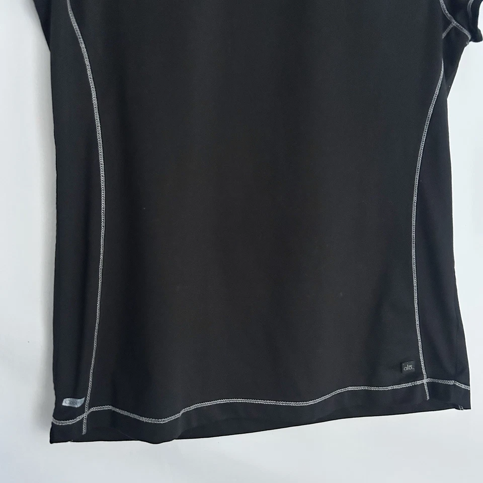 Alo Womens Cooflit Everyday Workout Top Size XL Logo Stretch Fitted Athleisure - Image 3 of 4