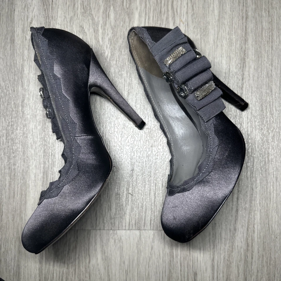 TORY BURCH 女士黑色缎面水钻贴花露趾高跟鞋美国 6.5 米 — 第 4/4 张图片