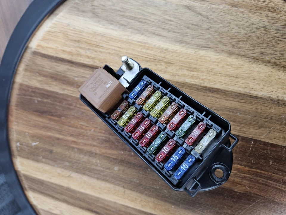 Jaguar x300 xj6 1995 96 97 18 vías relé de fusibles caja de conexiones LNA2800HB Foto 2 de 4