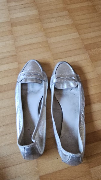 Viel Getragene Ballerinas gold 40