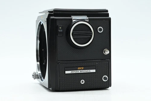 Bronica SQ Film Medium Format Camera Body #121