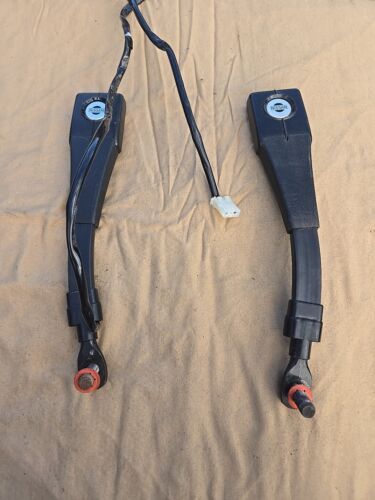 Datsun 1974-78 280Z - Seat Belt Buckle Receivers Pair Genuine OEM S30