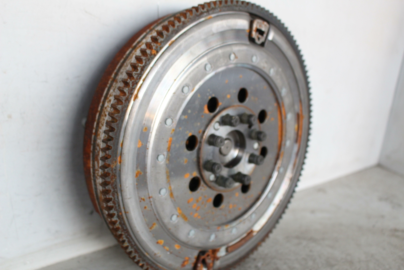 Flywheel BMW I8 14 15 16 17