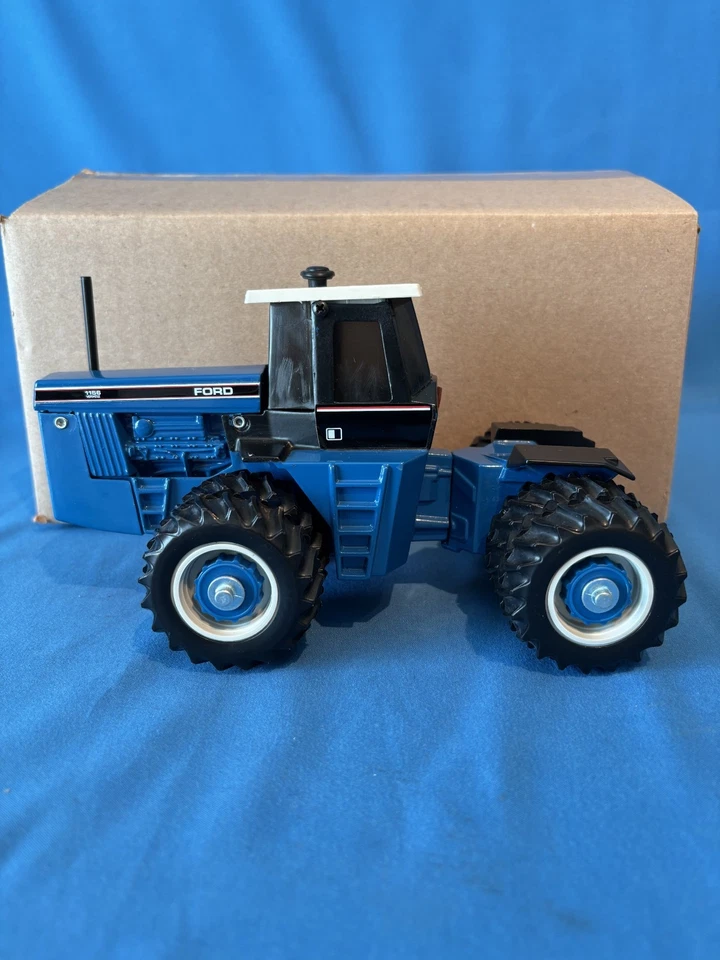 1/32 Vintage Ford 1156 Dual Wheels Versatile Tractor, Parts Mart 1990, Preowned - Image 3 of 4