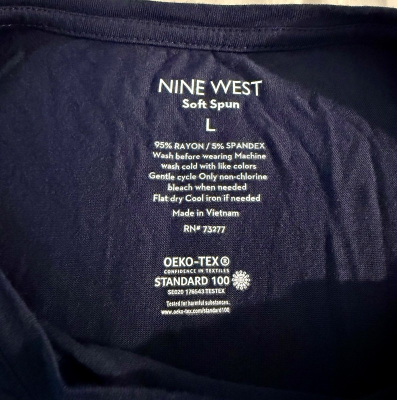 Nine West Soft Spun Short Sleeve Navy Blue Crewneck Tee; Large