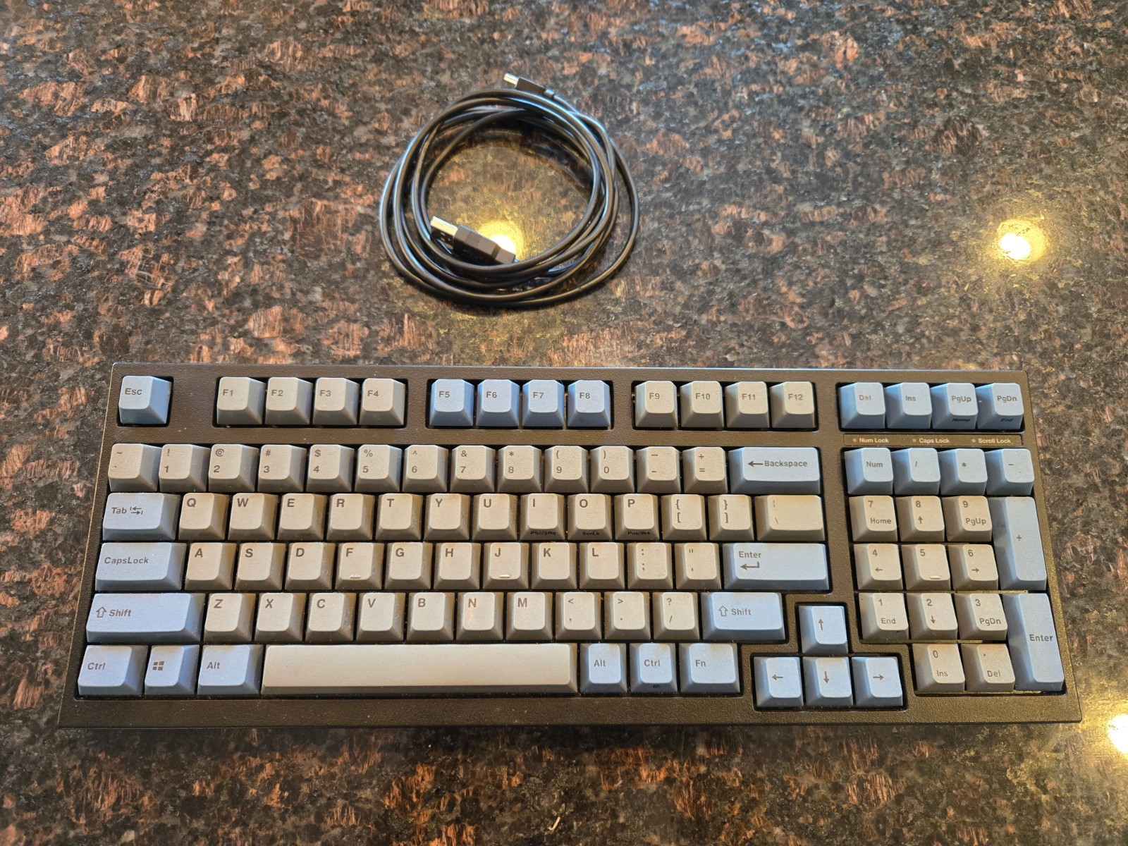 LEOPOLD FC980M PD 98 Key High-End Mechanical Keyboard Cherry