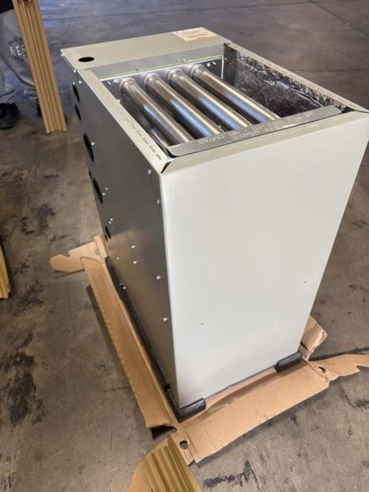 Trane S9V2B080D4PSBD 80,000 BTU 2-Stage Downflow PSC Gas Furnace 96% AFUE - Image 3 of 4