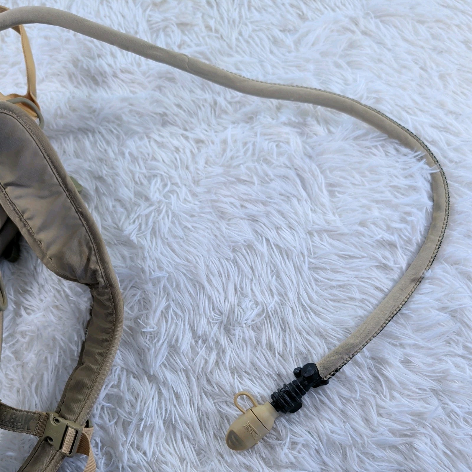 Camelbak Maximum Gear Mule DCU  Desert Camo Three Color Hydration Backpack 