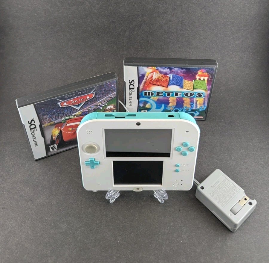 Nintendo 2DS Sea Green w/Cars and Meteos - Clean Condition