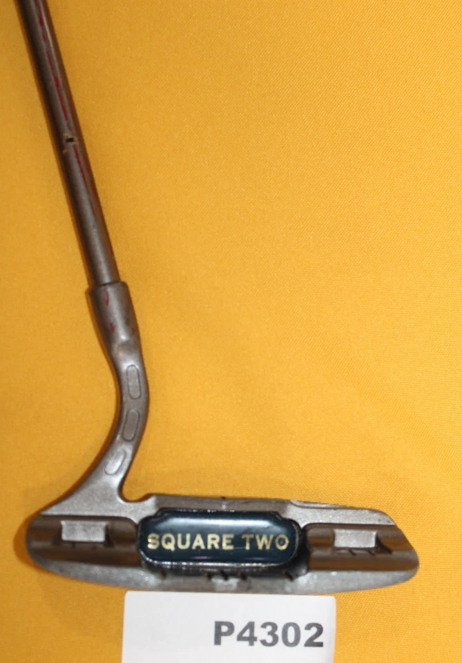 LPGA Square Two Essence 301 33" Blade Putter P4302 - Image 2 of 4
