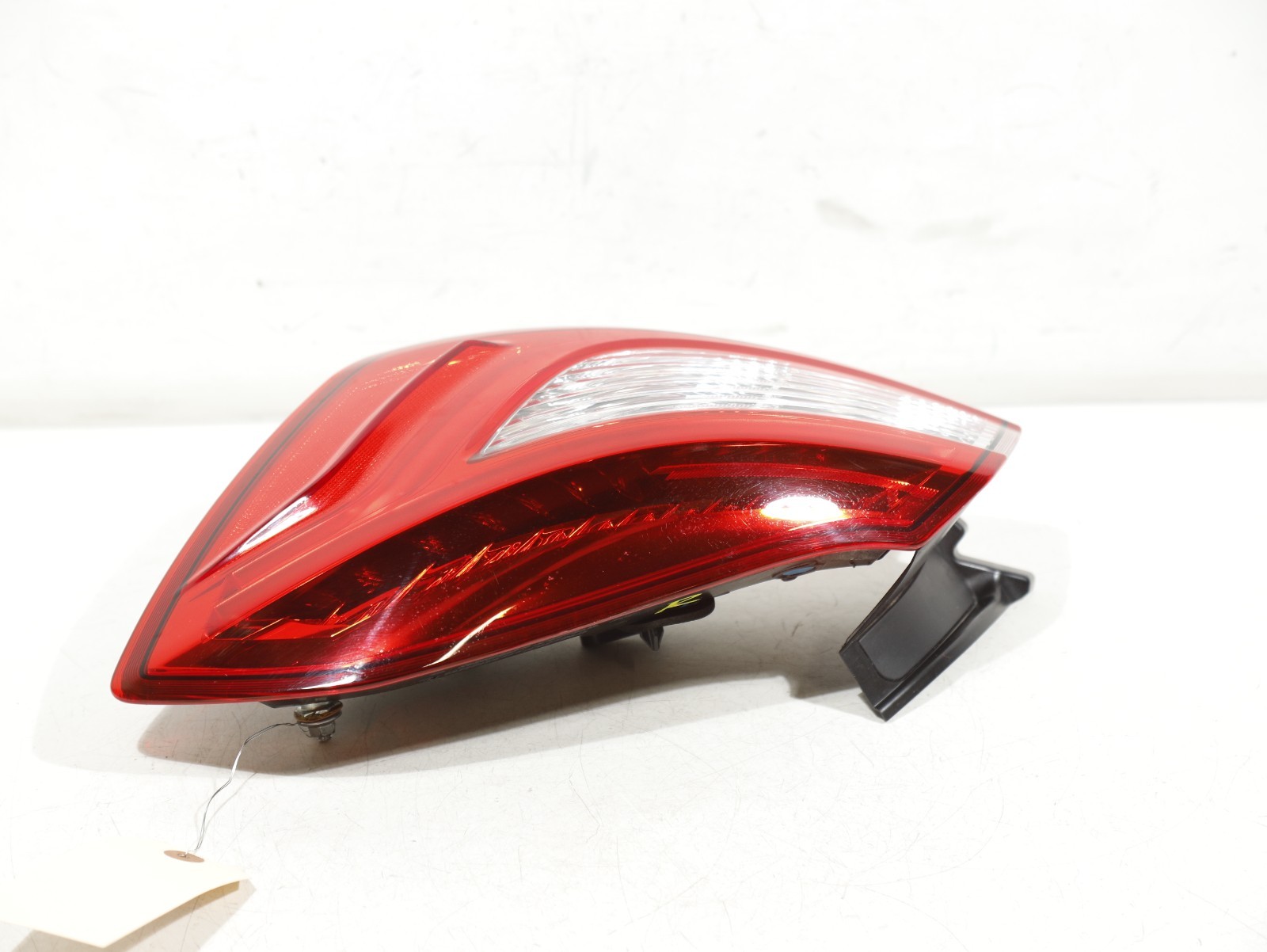 2014-2020 MASERATI Ghibli M157 Rear RIGHT Outer Quarter Taillight Taillamp OEM