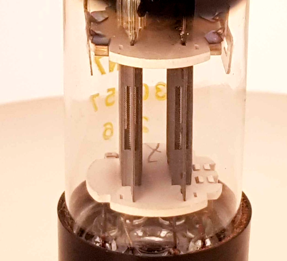 1 x 6SN7 RFT TESTED 1957y SINGLE FOIL GETTER CERAMIC 6H8C 6H8M 6SN7 ...