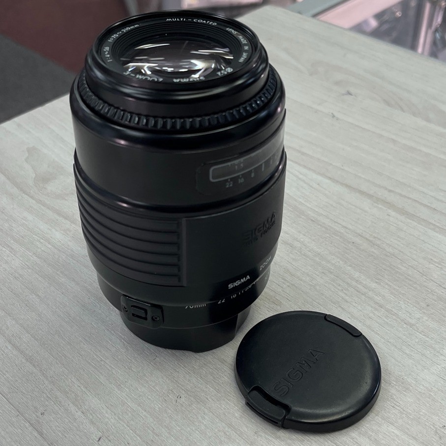 Sigma Zoom Lens