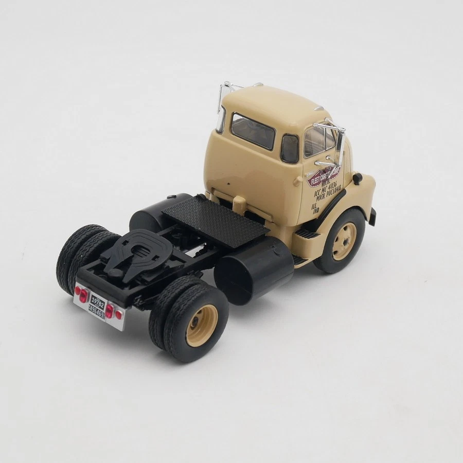Transportador de vehículos GMC COE 1:43 con remolque - Modelo de camión fundido a presión de aleación Foto 3 de 4