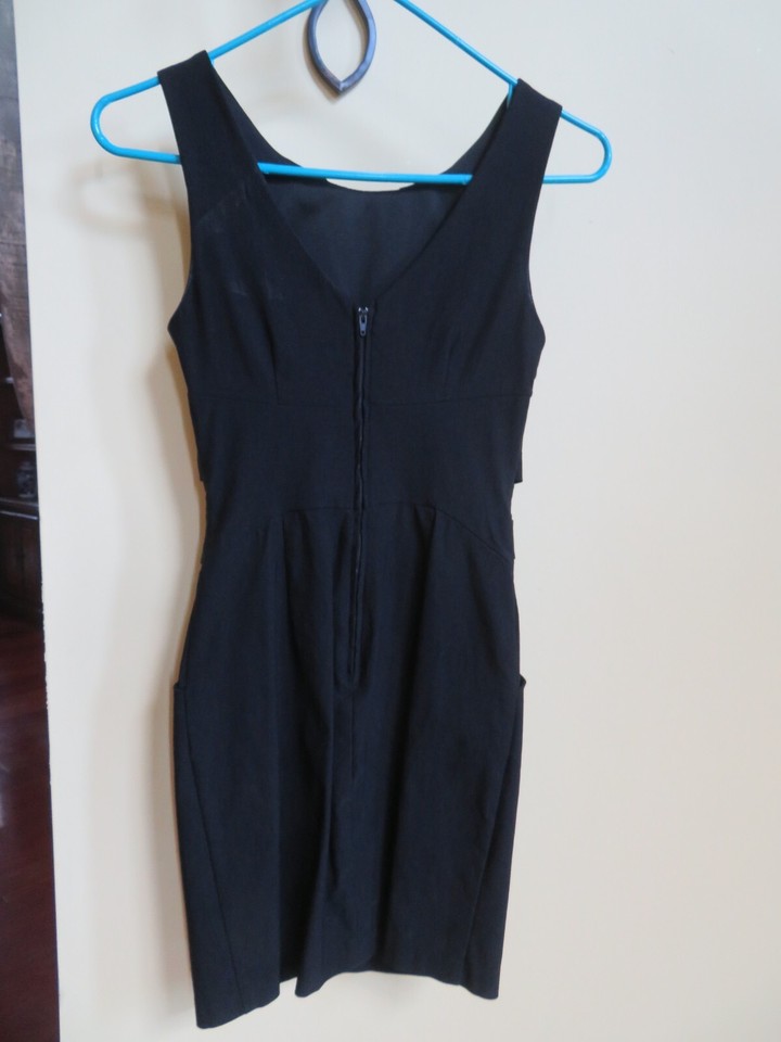 How To Wear A Black Midi Dress at Lucy Gardiner blog How To Wear A Black Midi Dress at Lucy Gardiner blog