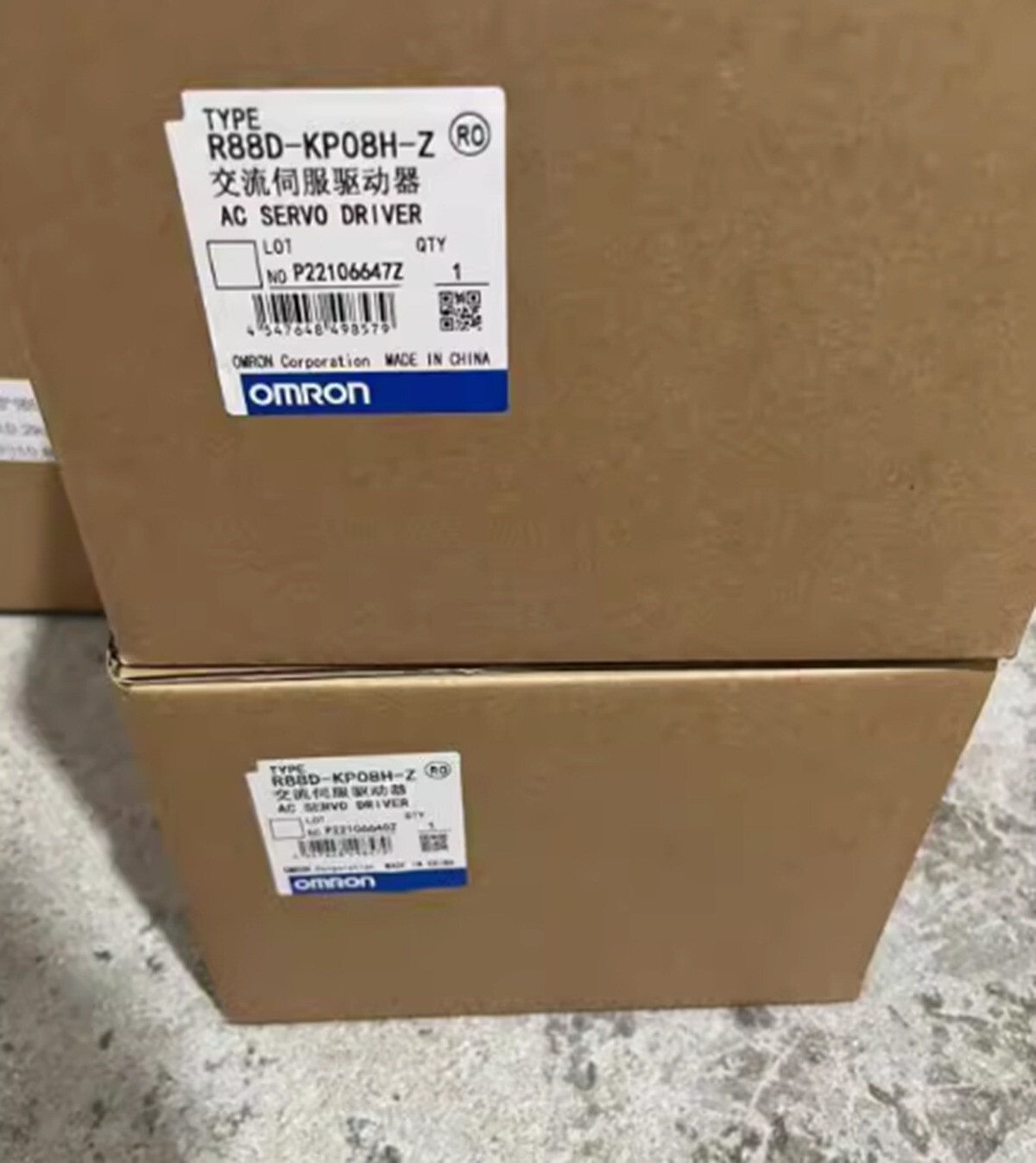 NEW R88D-KP08H-Z Servo Driver R88DKP08HZ #A6-37