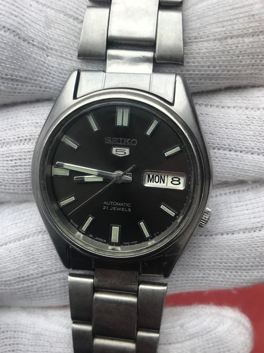 Vintage Seiko 5 Automatic 21 Jewels 7s26-6000 Japan Men's