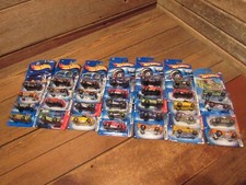 Mix LOT Mix Years Hot Wheels Vehicles Muscle Cars Trucks - NEW 