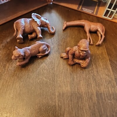 Disney World Tree Of Life Adventure Play Set Animal Kingdom Brown