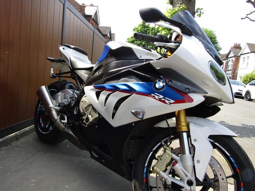 BMW S 1000 RR , FANTASTIC CONDITION , 2013 MODEL , ONE YERAS MOT ! BARGAIN . - Picture 10 of 24